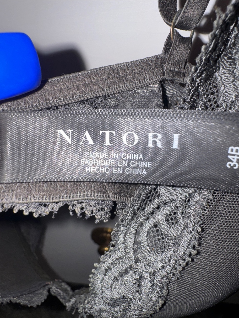 Natori Feathers Plunge Bra in Charcoal - Picture 3 of 4